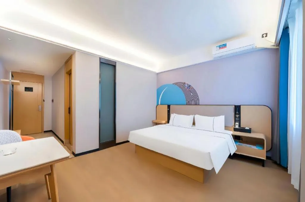 Bed in City Comfort Inn Huanggang Wuxue Bus Center