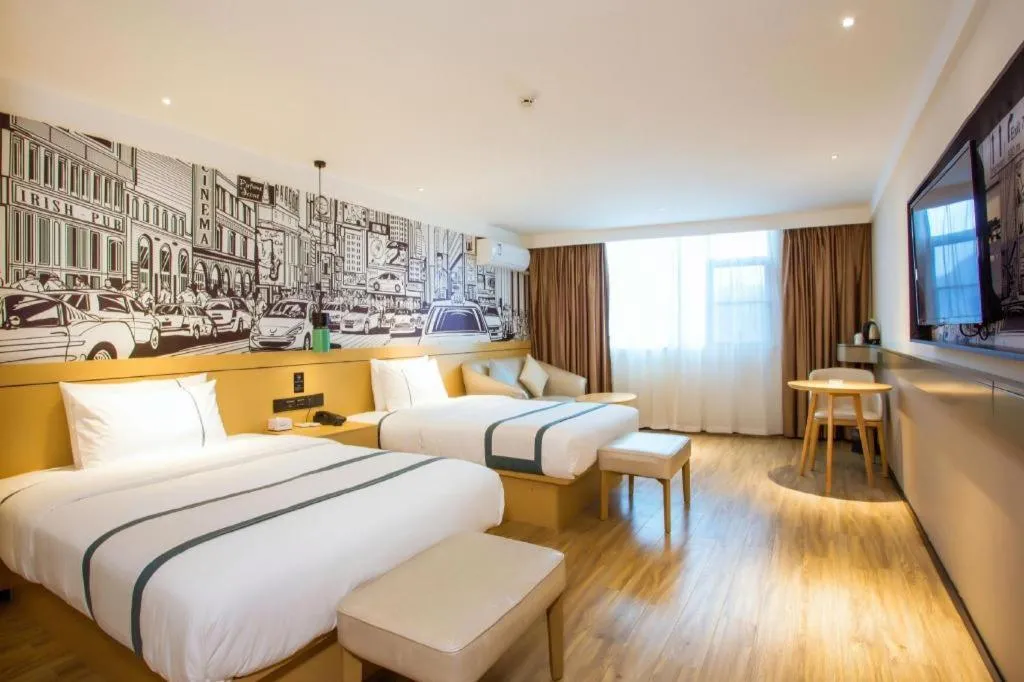 Bed in City Comfort Inn Hotel Guilin Hongling Road