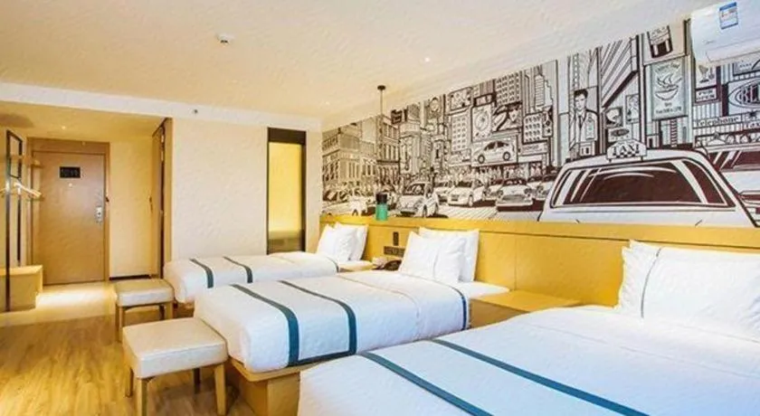 Bed in City Comfort Inn Hotel Guilin Hongling Road