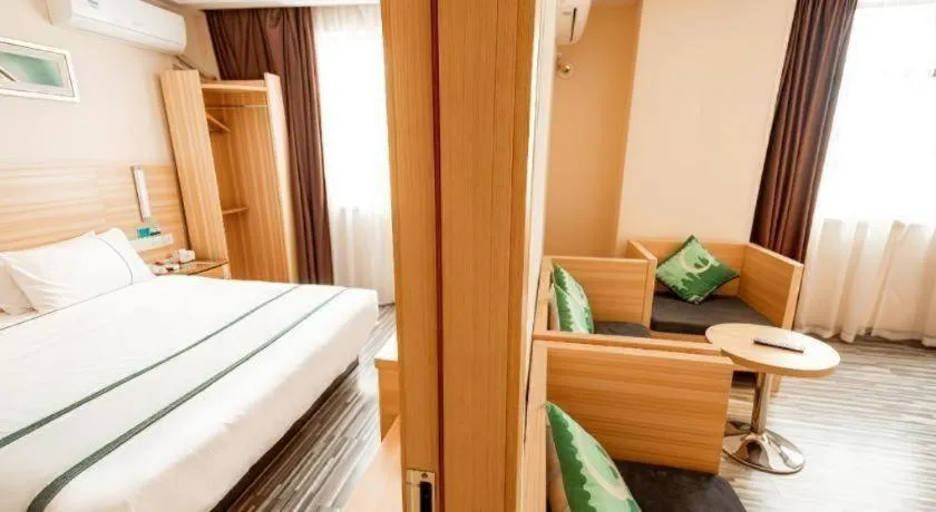 Bed in City Comfort Inn Huanggang Macheng City Macheng Square