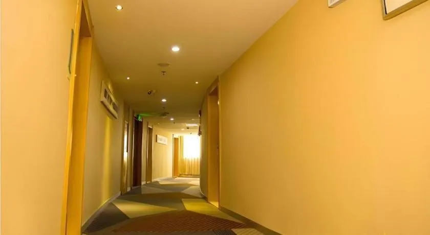 City Comfort Inn Huanggang Macheng City Macheng Square