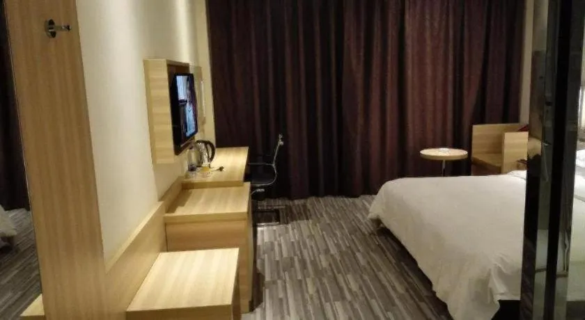 Bed in City Comfort Inn Huanggang Macheng City Macheng Square