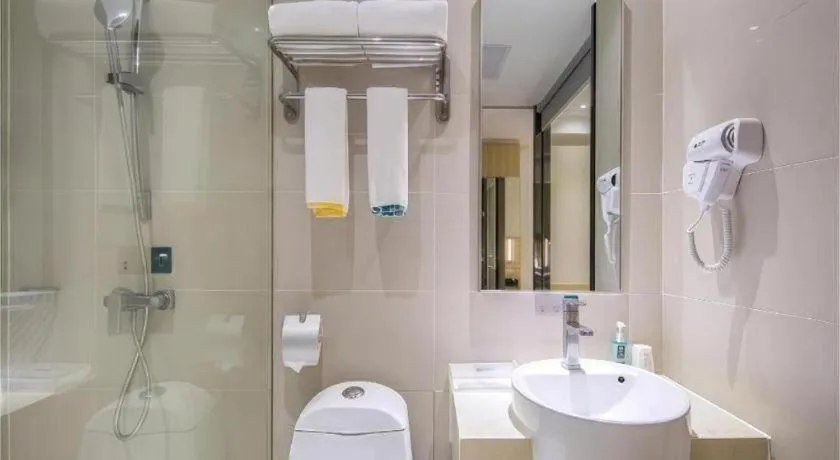 City Comfort Inn Huanggang Macheng City Macheng Square