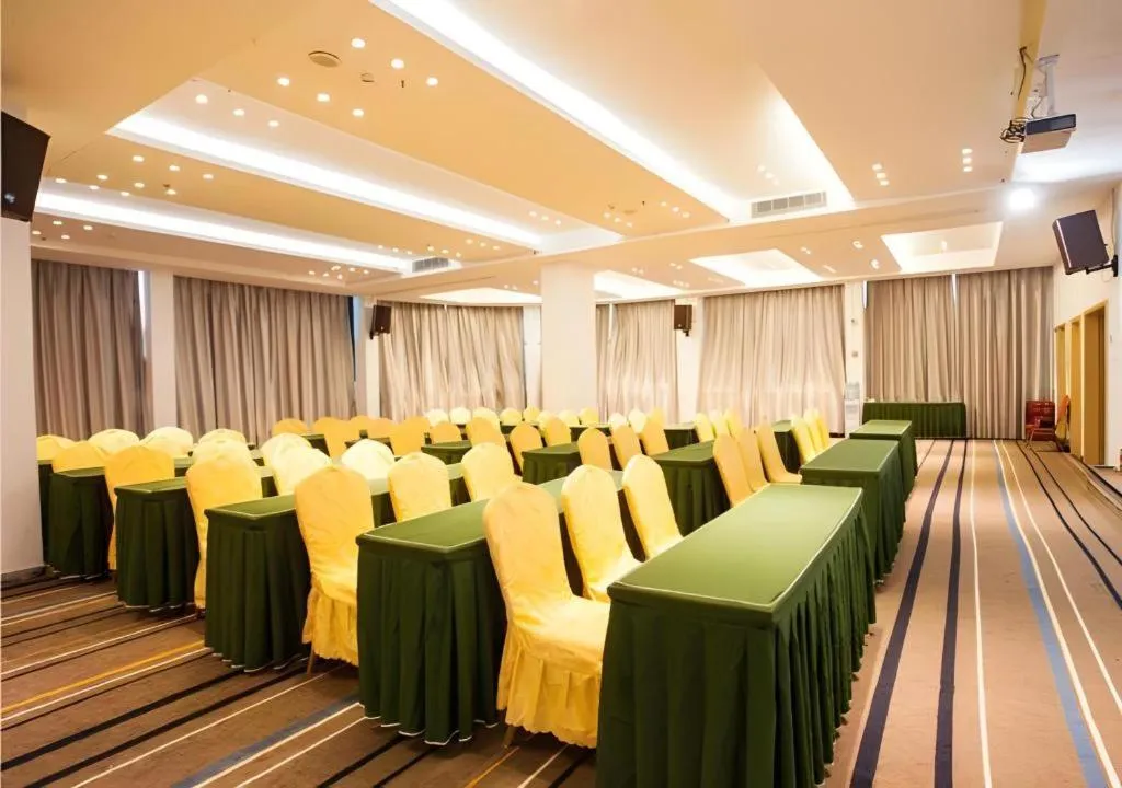 City Comfort Inn Zhanjiang Seaside Park Guanhai Corridor