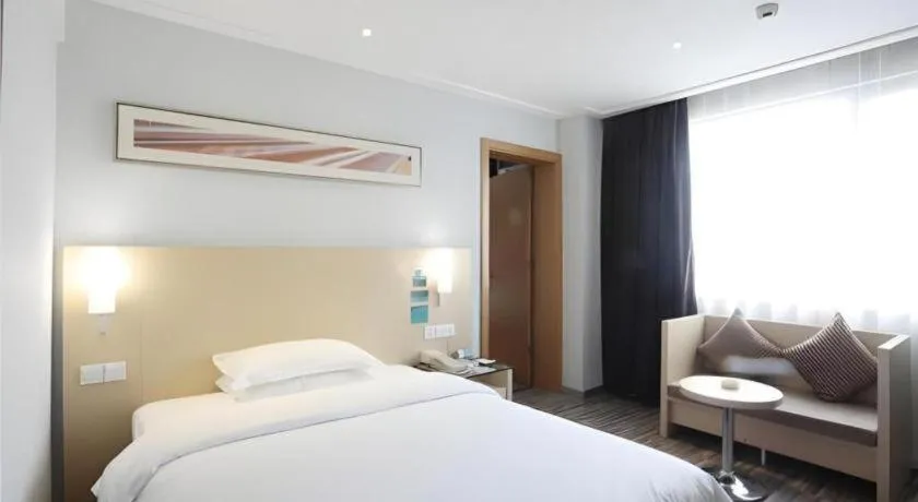 Bed in City Comfort Inn Guiyang Financial City