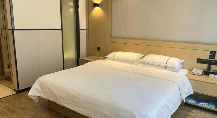 Bed in City Comfort Inn Suizhou Railway Station