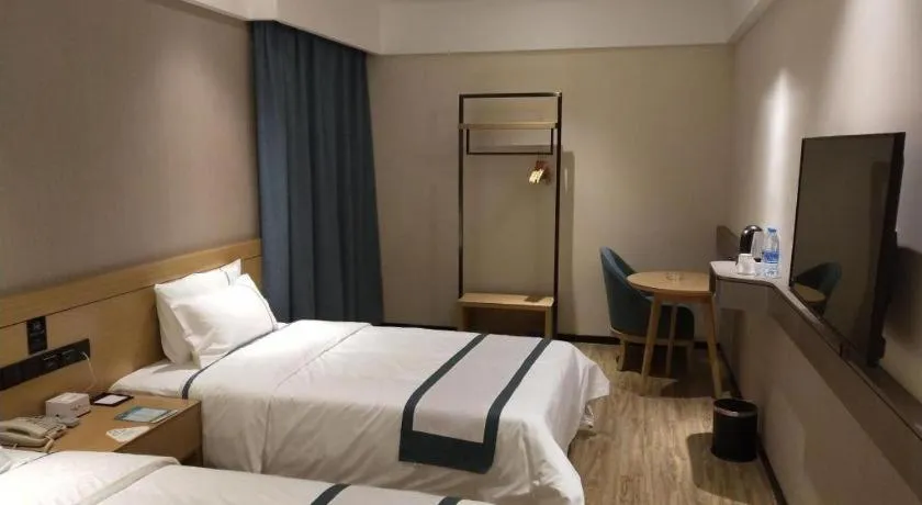Bed in City Comfort Inn Suizhou Railway Station