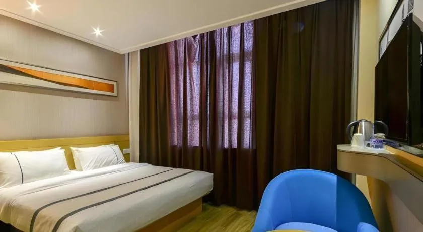 Bed in City Comfort Inn Jingzhou Jianli Jiangcheng Road