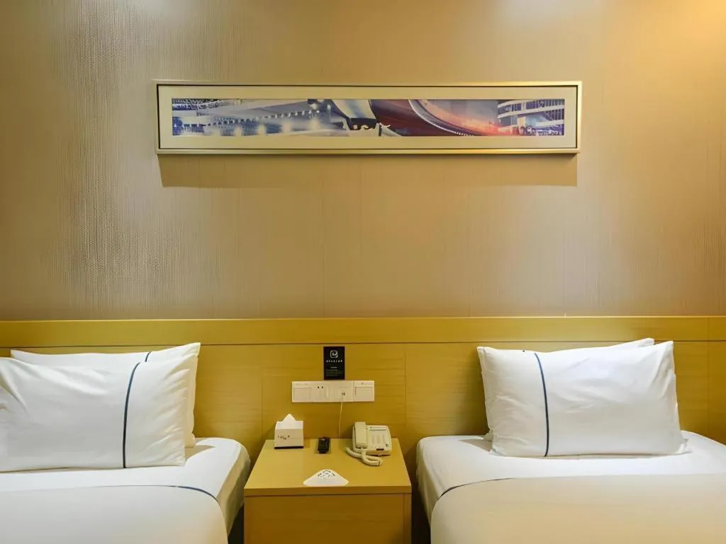 Bed in City Comfort Inn Jingzhou Jianli Jiangcheng Road