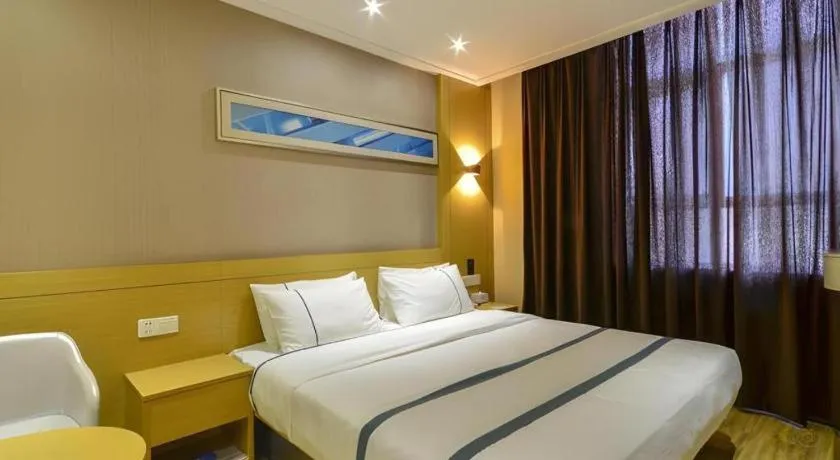 Bed in City Comfort Inn Jingzhou Jianli Jiangcheng Road