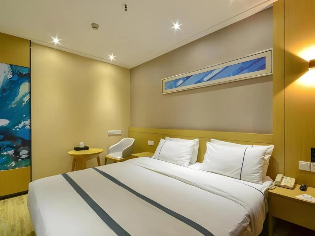 Bed in City Comfort Inn Jingzhou Jianli Jiangcheng Road