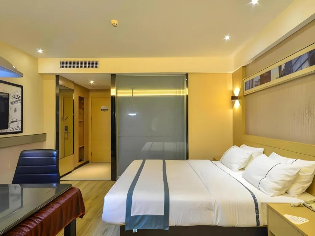 Bed in City Comfort Inn Jingzhou Jianli Jiangcheng Road