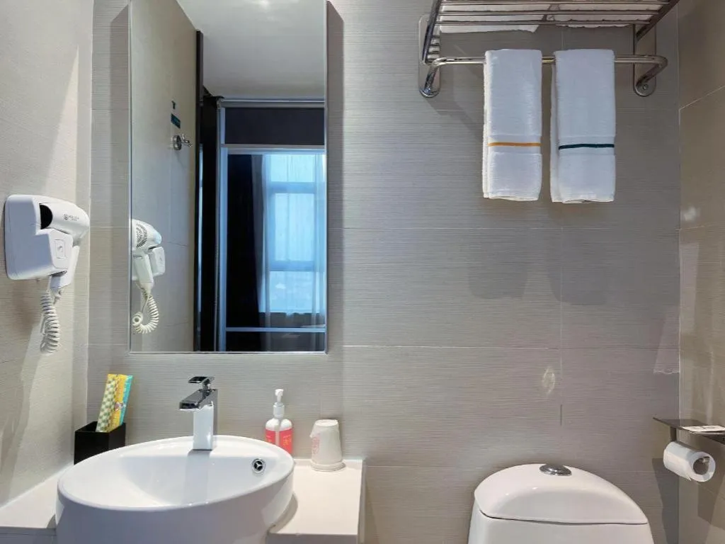 City Comfort Inn Jingzhou Jianli Jiangcheng Road