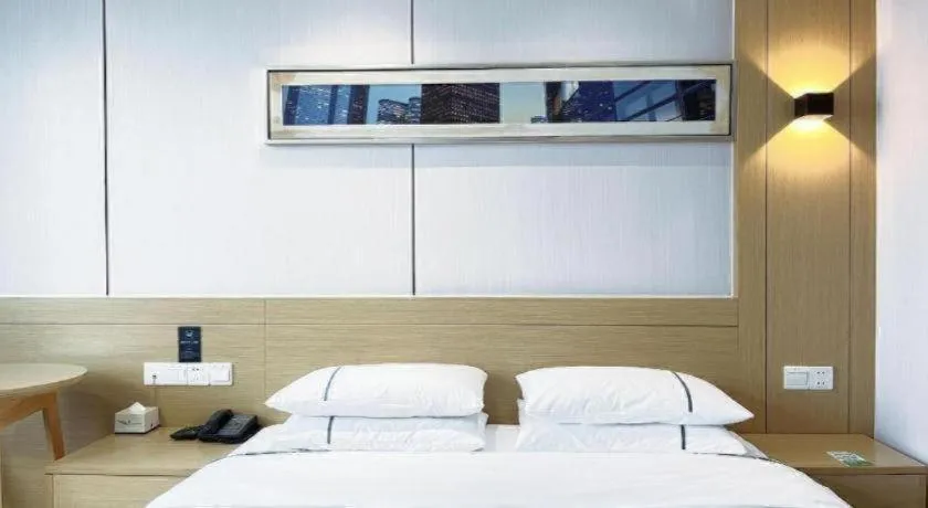 Bed in City Comfort Inn Jingzhou Jianli Jiangcheng Road