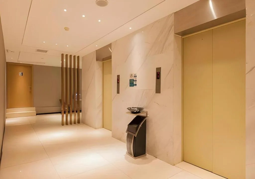 City Comfort Inn Wuhan International Square Union Medical College Hospital