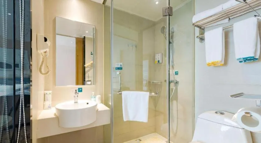 City Comfort Inn Wuhan International Square Union Medical College Hospital