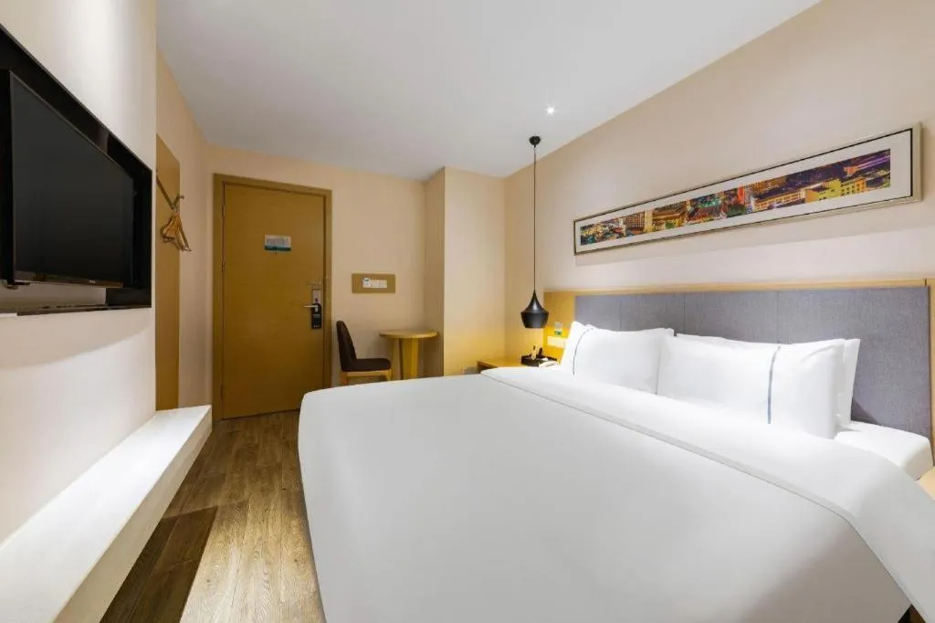 Bed in City Comfort Inn Wuhan International Square Union Medical College Hospital