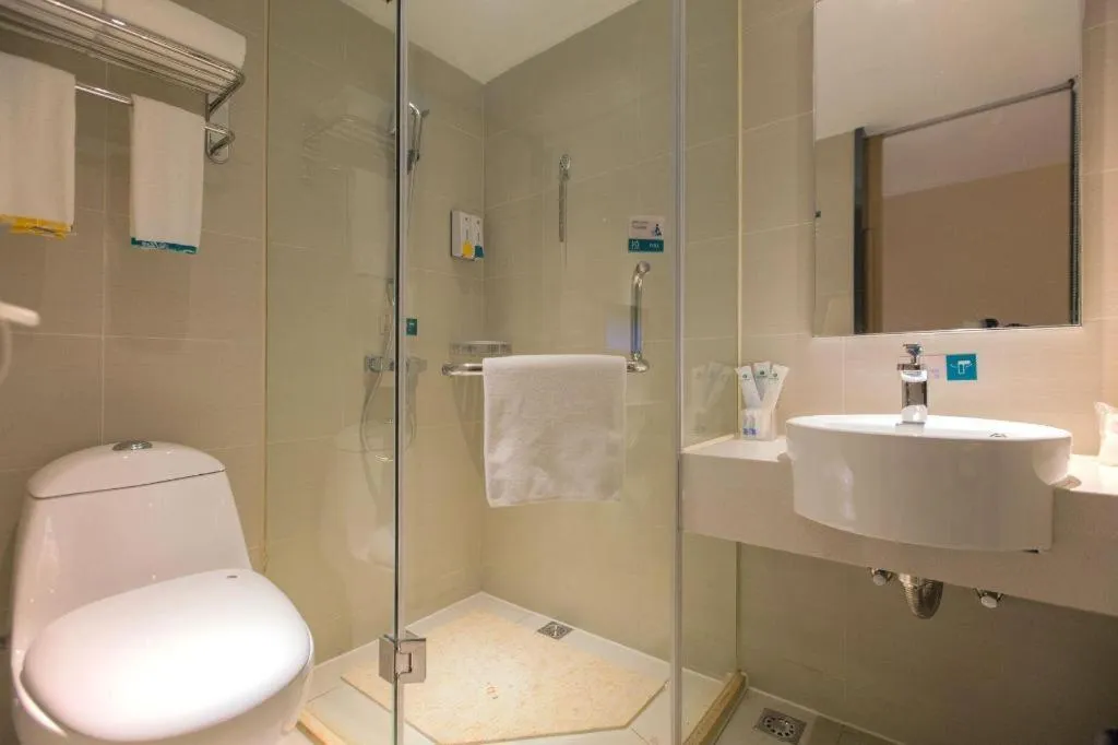 City Comfort Inn Wuhan International Square Union Medical College Hospital