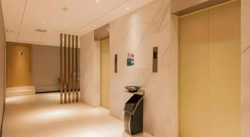 City Comfort Inn Wuhan International Square Union Medical College Hospital