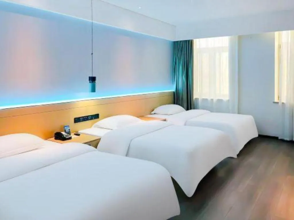 Bed in City Comfort Inn Jinan Railway Station Daming Lake