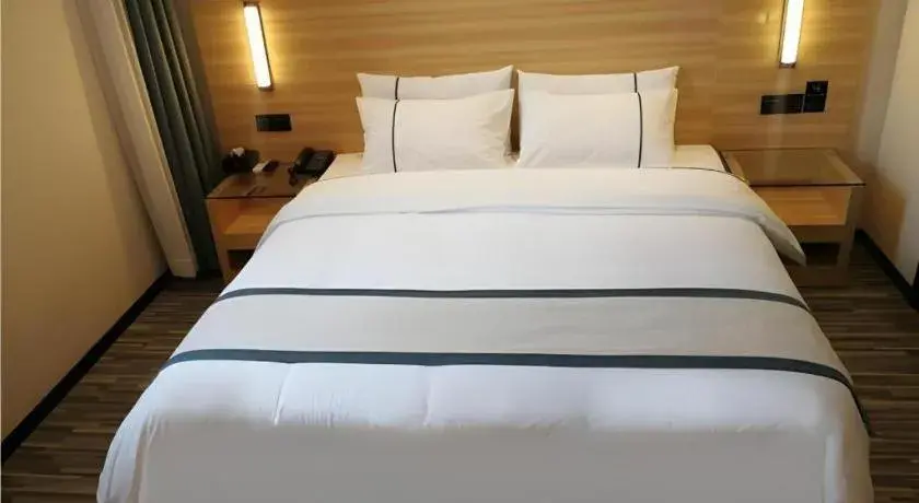 Bed in City Comfort Inn Huangshi Bei Station Bed in City Comfort Inn Huangshi Bei Station