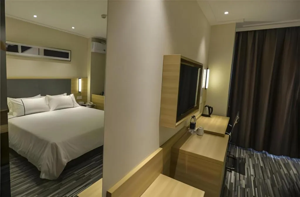 Bed in City Comfort Inn Hefei Anhui Medical University Affiliated Hospital USTC