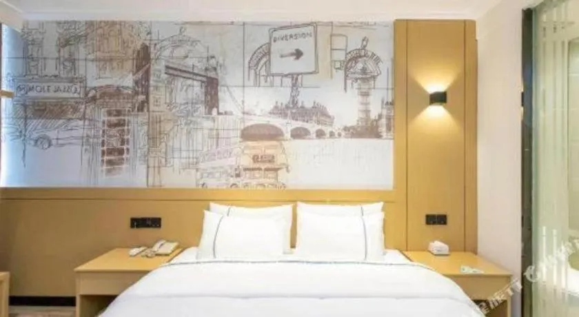 Bed in City Comfort Inn Yulin Youth Square 1st People's Hospital