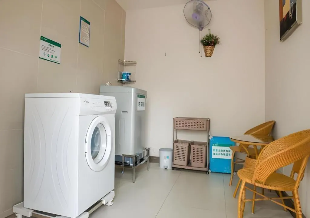 City Comfort Inn Yulin Youth Square 1st People's Hospital