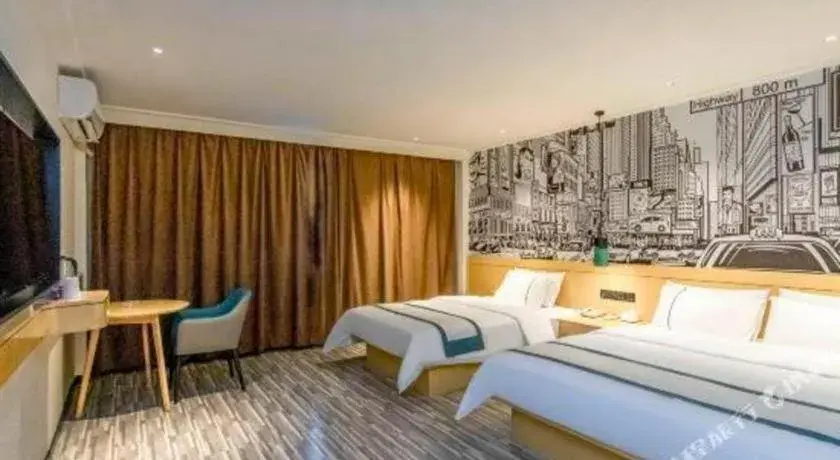 Bed in City Comfort Inn Yulin Youth Square 1st People's Hospital Bed in City Comfort Inn Yulin Youth Square 1st People's Hospital