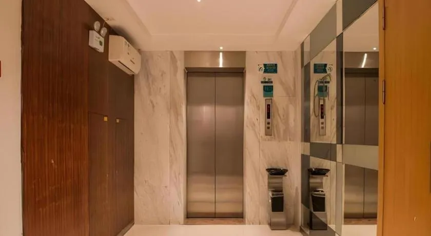 City Comfort Inn Yulin Youth Square 1st People's Hospital