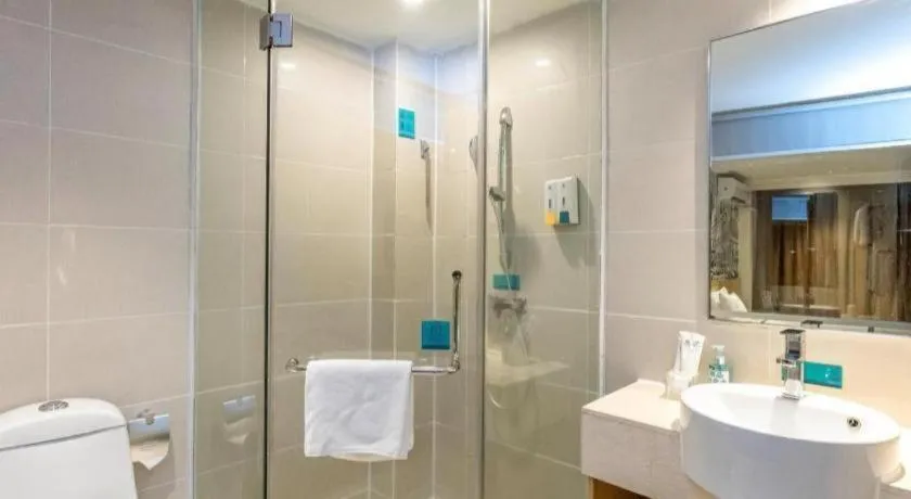 City Comfort Inn Yulin Youth Square 1st People's Hospital