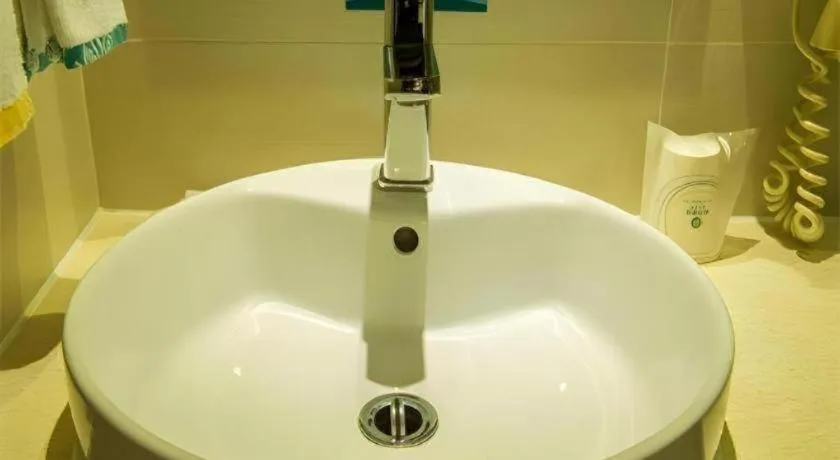 City Comfort Inn Yulin Youth Square 1st People's Hospital