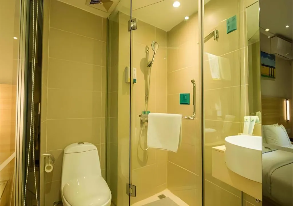 City Comfort Inn Yulin Youth Square 1st People's Hospital