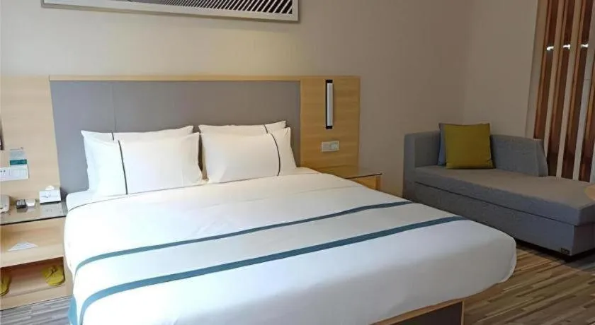 Bed in City Comfort Inn Nanchong Nanbu County Government
