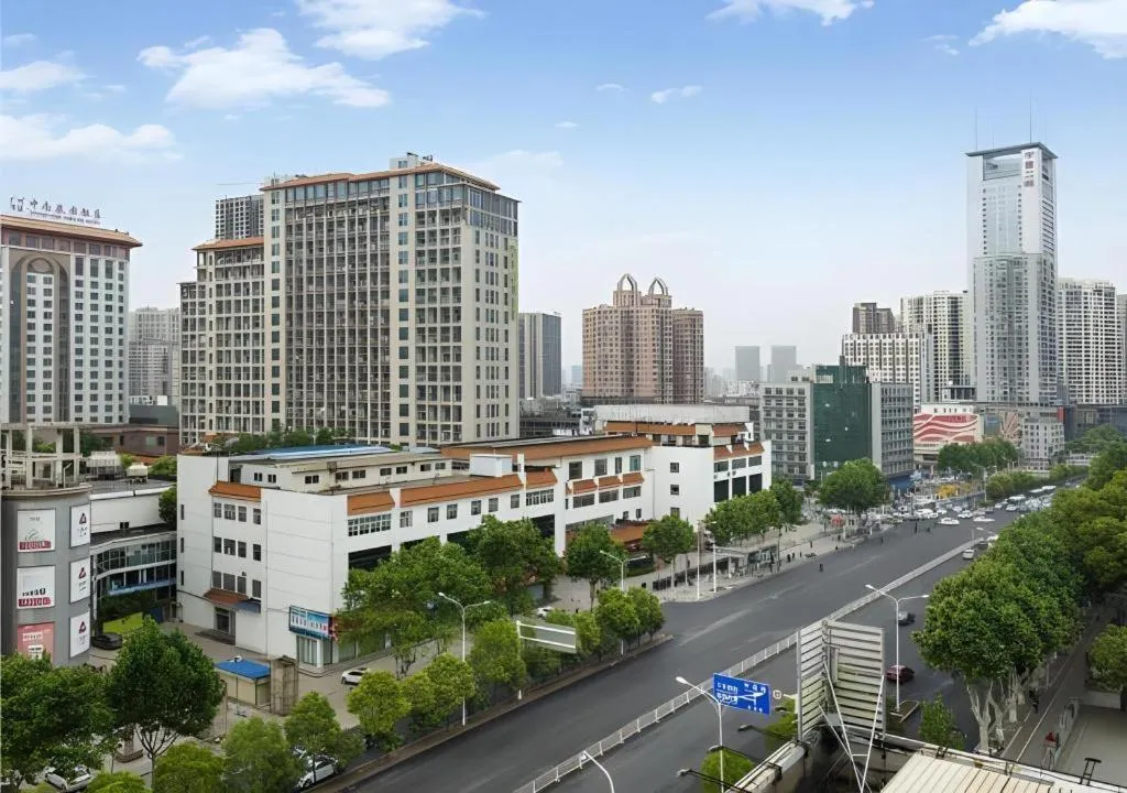 City Comfort Inn Wuhan Dream Times Baotong Temple Metro Station