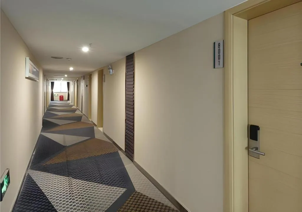 City Comfort Inn Wuhan Dream Times Baotong Temple Metro Station