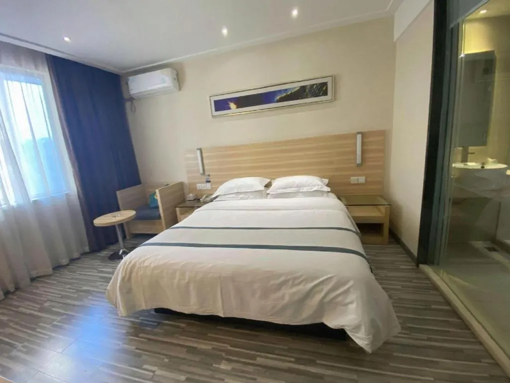 Bed in City Comfort Inn Suizhou Lieshan Avenue