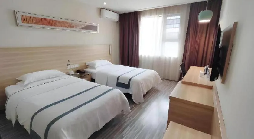 Bed in City Comfort Inn Suizhou Lieshan Avenue
