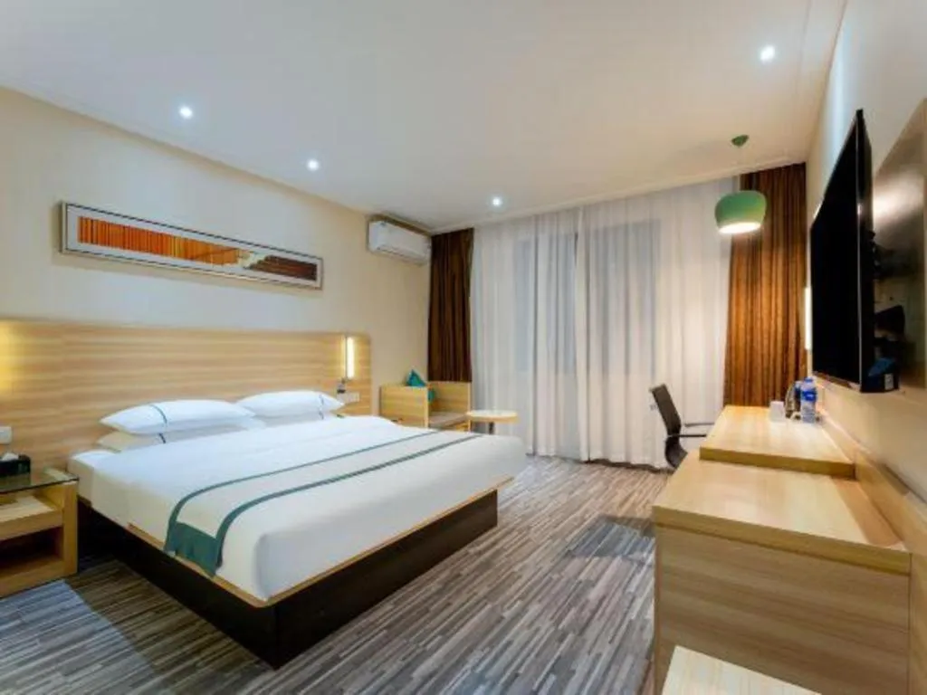 Bed in City Comfort Inn Suizhou Lieshan Avenue