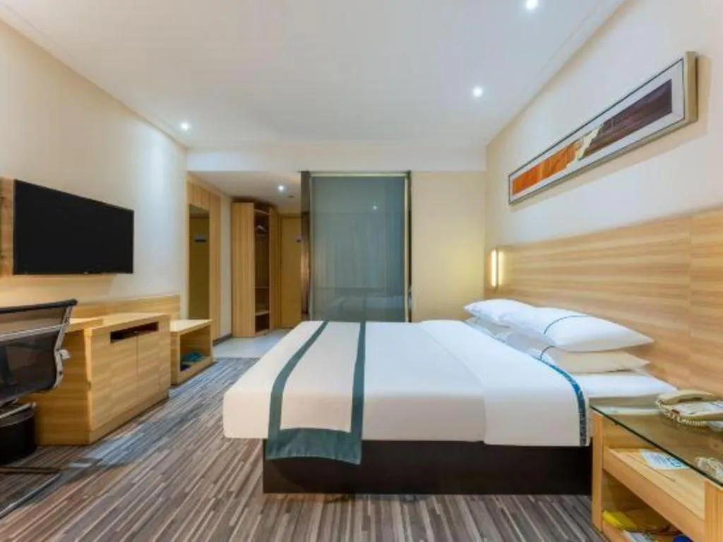Bed in City Comfort Inn Suizhou Lieshan Avenue