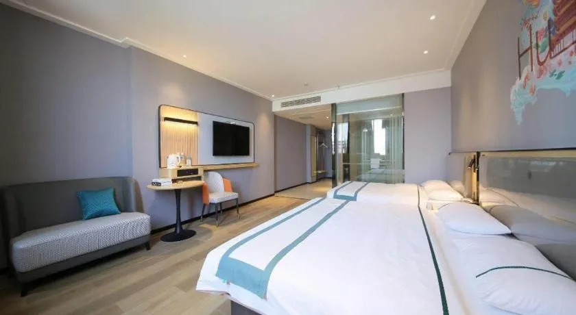 Bed in City Comfort Inn Huangshi Yangxin Mingyuewan Park