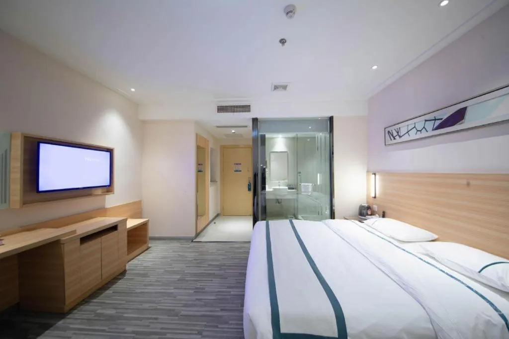 Bed in City Comfort Inn Huangshi Yangxin Mingyuewan Park