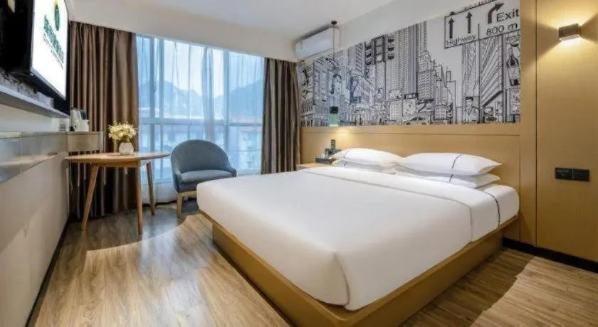 Bed in City Comfort Inn Liuzhou Gubu Street Ma'anshan Park