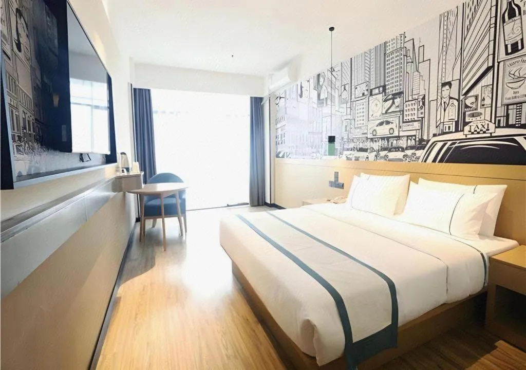 Bed in City Comfort Inn Liuzhou Gubu Street Ma'anshan Park