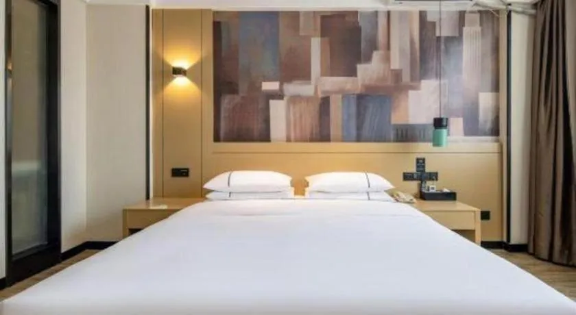 Bed in City Comfort Inn Liuzhou Gubu Street Ma'anshan Park