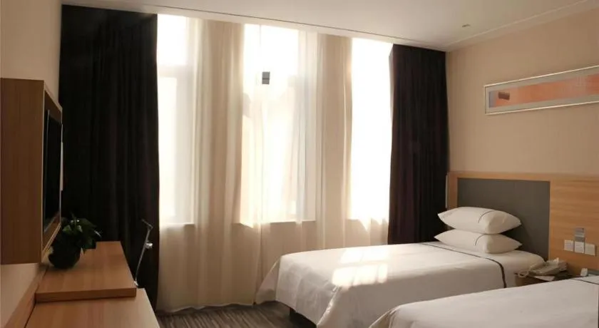 Bed in City Comfort Inn Hefei Binhu Wanda Plaza