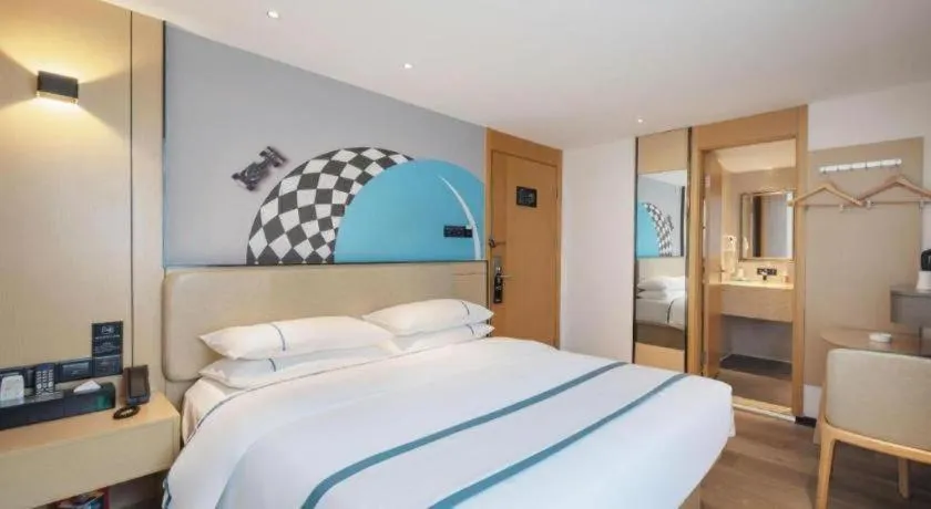 Bed in City Comfort Inn Changsha Yuelu Mountain Orange Island Head