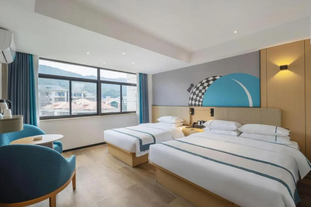 Bed in City Comfort Inn Changsha Yuelu Mountain Orange Island Head