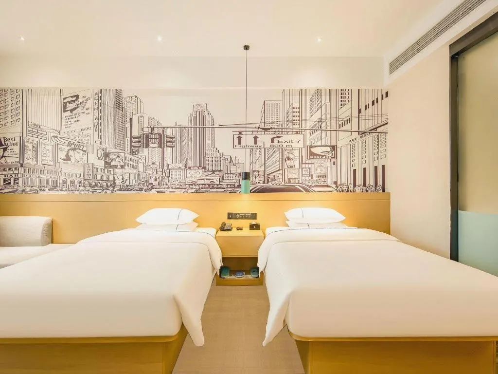 Bed in City Comfort Inn Zhaoqing Qixingyan Yihua Plaza Agile City