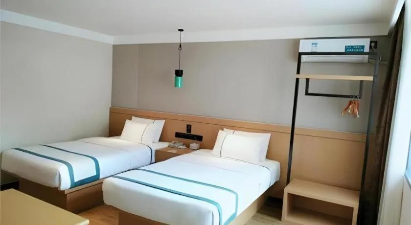 Bed in City Comfort Inn Guilin Yangshuo Shili Hualang Qianguqing